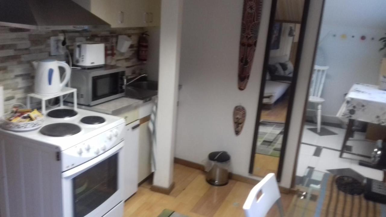 Apartment " Studio Green " Free Parking, Self Check-In زغرب المظهر الخارجي الصورة