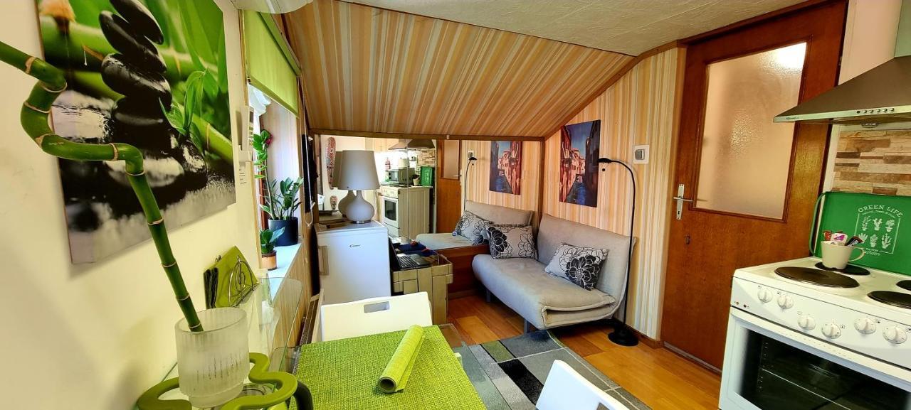 Apartment " Studio Green " Free Parking, Self Check-In زغرب المظهر الخارجي الصورة