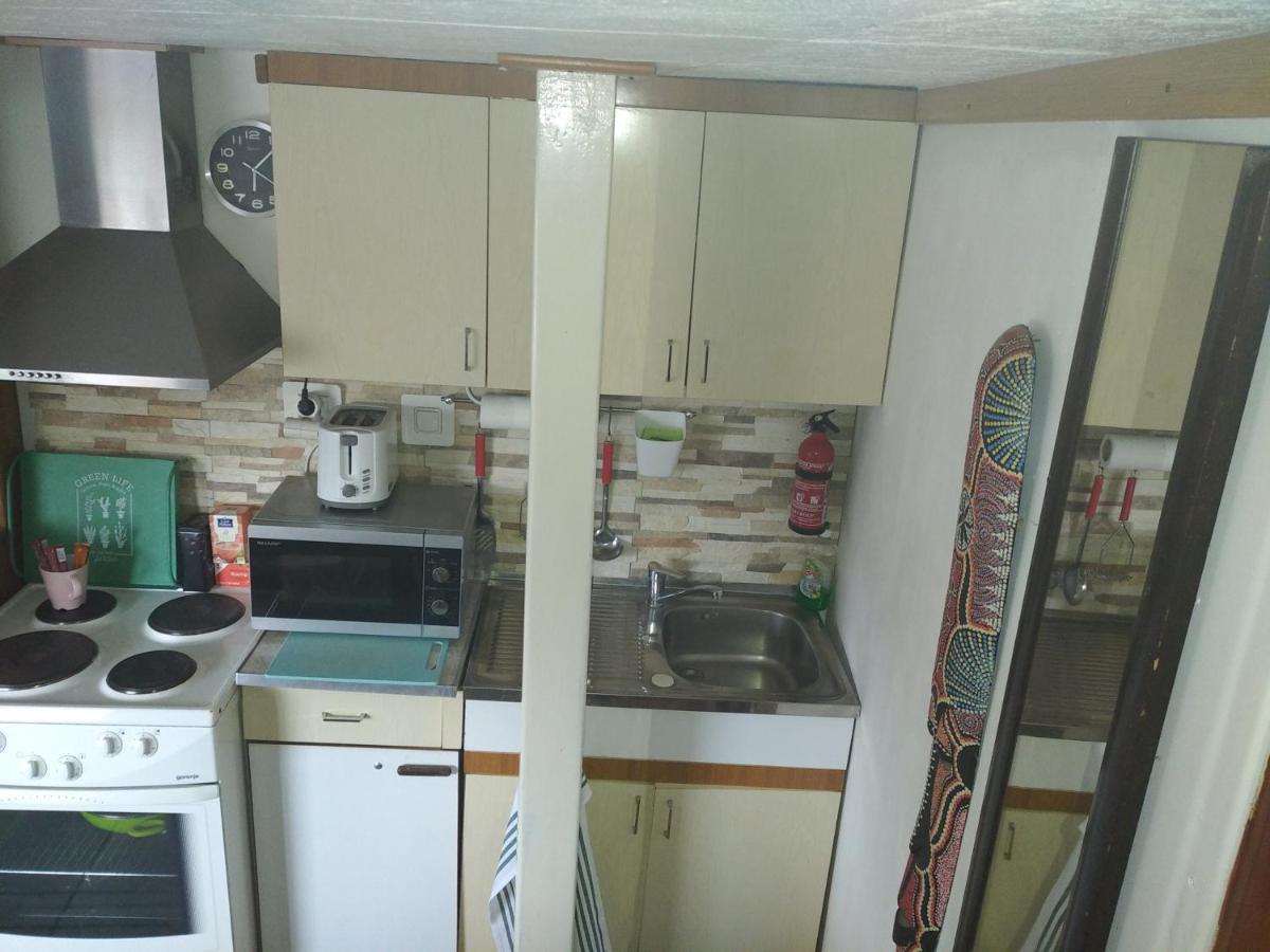 Apartment " Studio Green " Free Parking, Self Check-In زغرب المظهر الخارجي الصورة