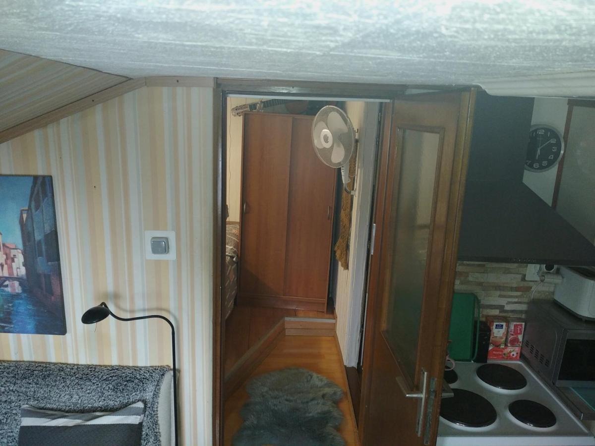 Apartment " Studio Green " Free Parking, Self Check-In زغرب المظهر الخارجي الصورة