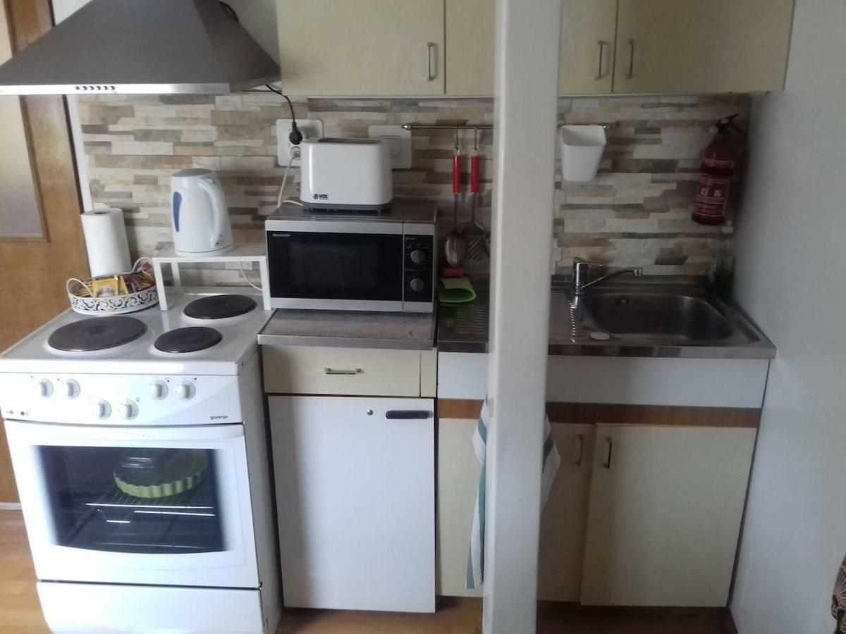 Apartment " Studio Green " Free Parking, Self Check-In زغرب المظهر الخارجي الصورة