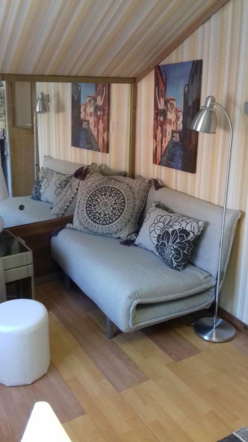 Apartment " Studio Green " Free Parking, Self Check-In زغرب المظهر الخارجي الصورة